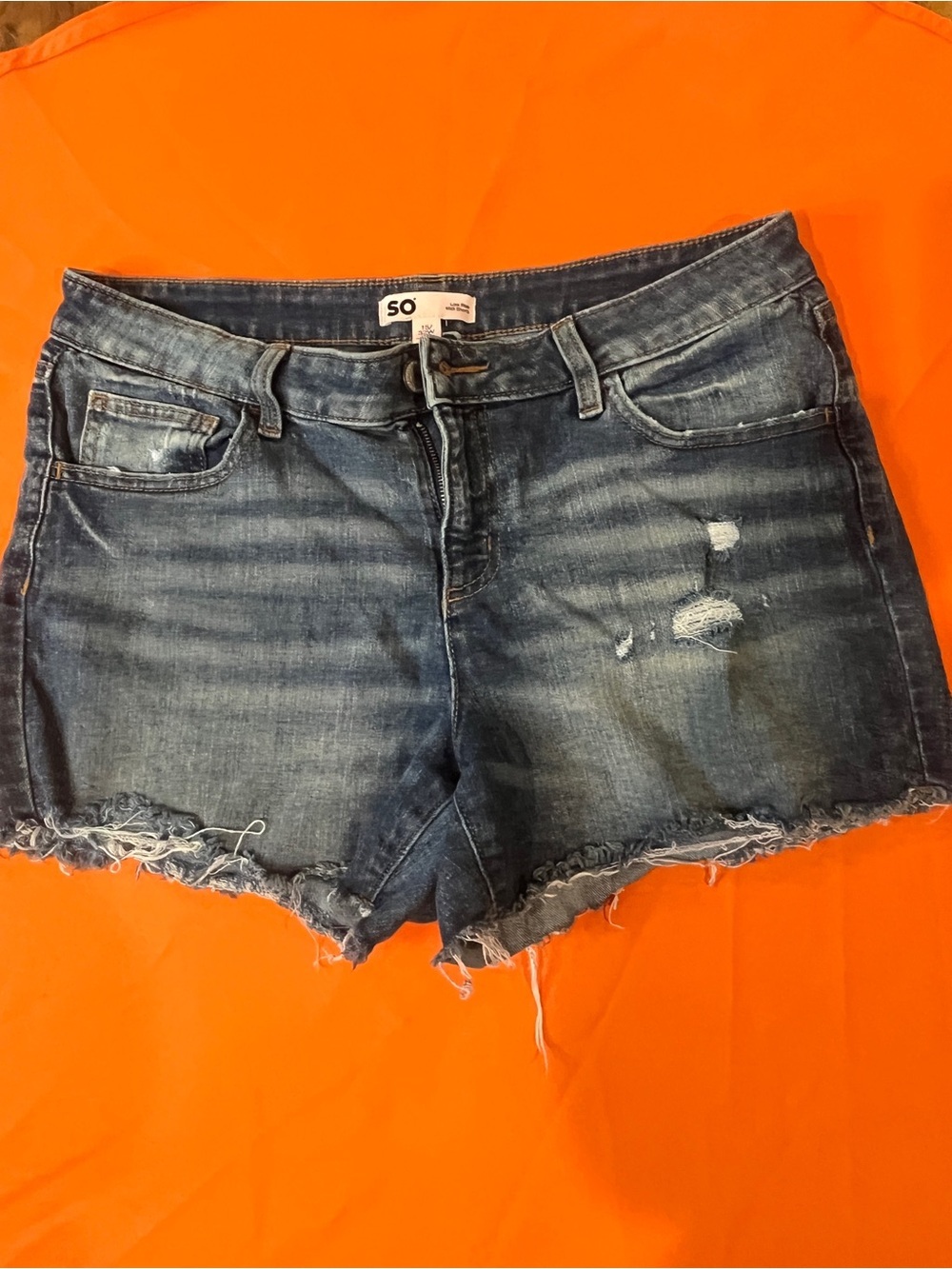 SO Faded Blue Distressed Denim Cutoff Shorts - Picture 6 of 13